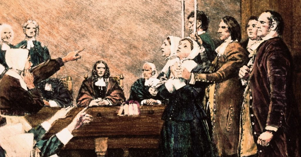  Scène du Procès des Sorcières de Salem - (Légende originale) Procès des Sorcières de Salem. Accusation de fille violée. D'après une gravure de Howard Pyle.