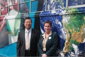 SoMAS Dean Minghua Zhang and Senior Vice-President for Administration Barbara Chernow