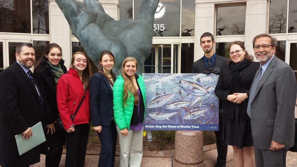 The Pew team in front of the NOAA headquarters! Left to right: Thomas Wheatley, Arianna Garutti, Jenna Schwerzmann, Emily Markowitz, Emma Cottone and Guillermo Ortuno Crespo from Rollins College, Taegan McMahon, and Lee Crockett.