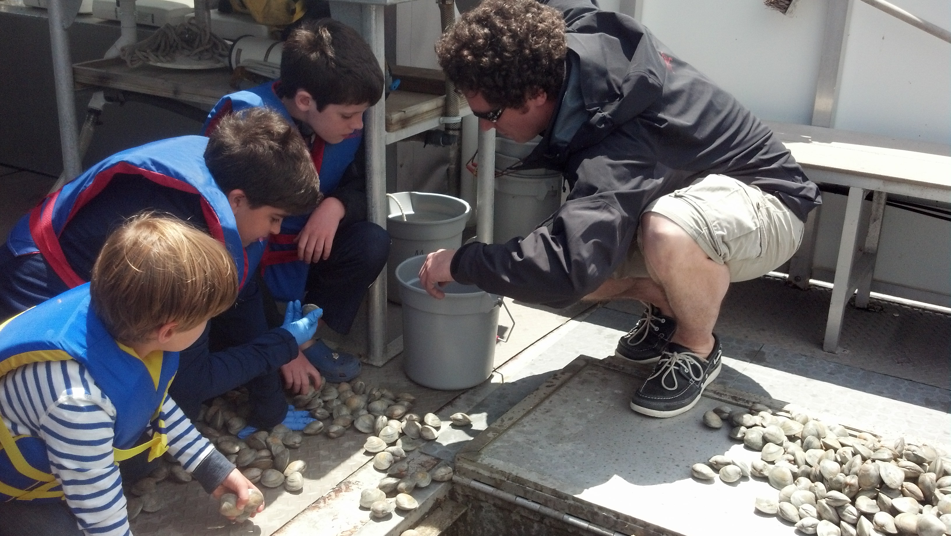 Turning Brown Tide Blue – Clams for Clams Event July 11, 2014